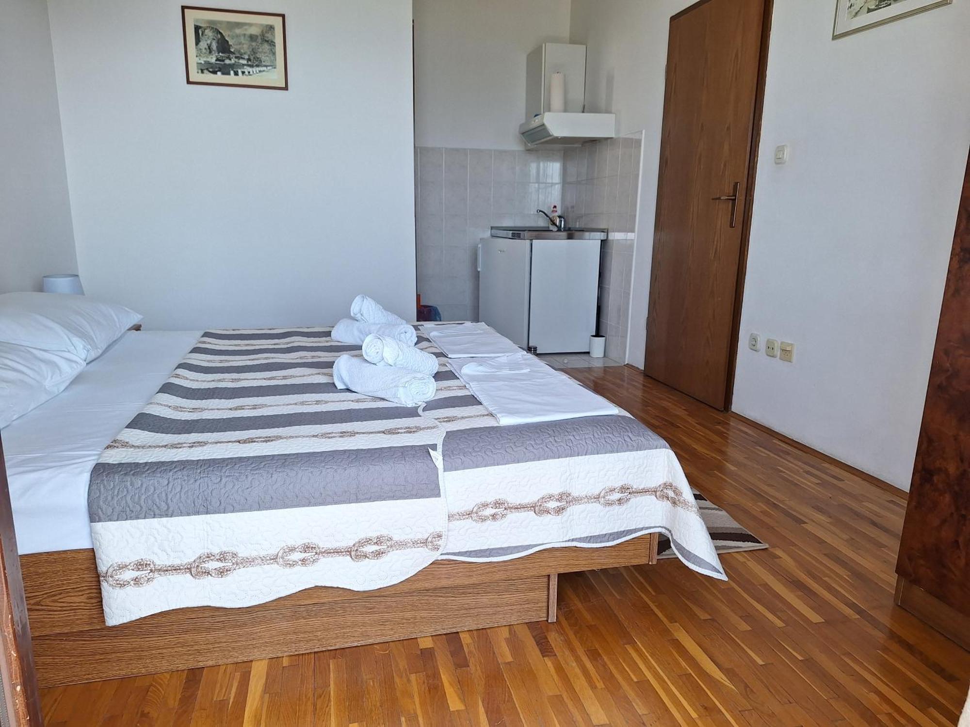 Ante Apartments Duće Rom bilde